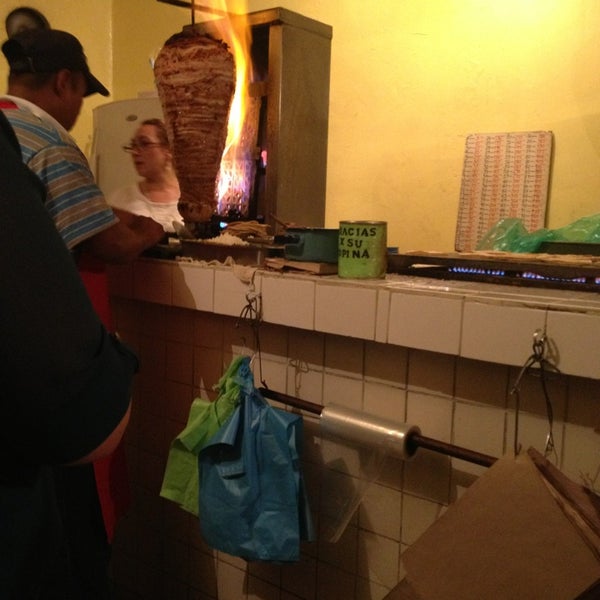 Taqueria El Güero Local de tacos en Xochimilco