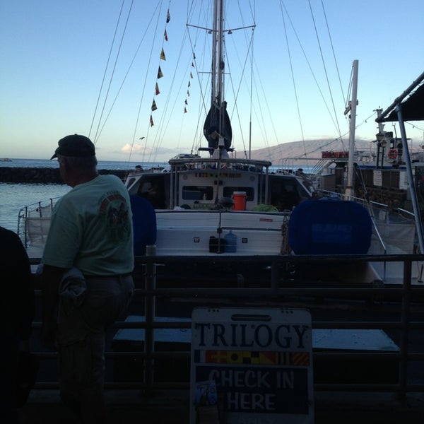 Foto diambil di Trilogy Excursions, Lahaina Boat Harbor oleh Joe M. pada 2/23/2013