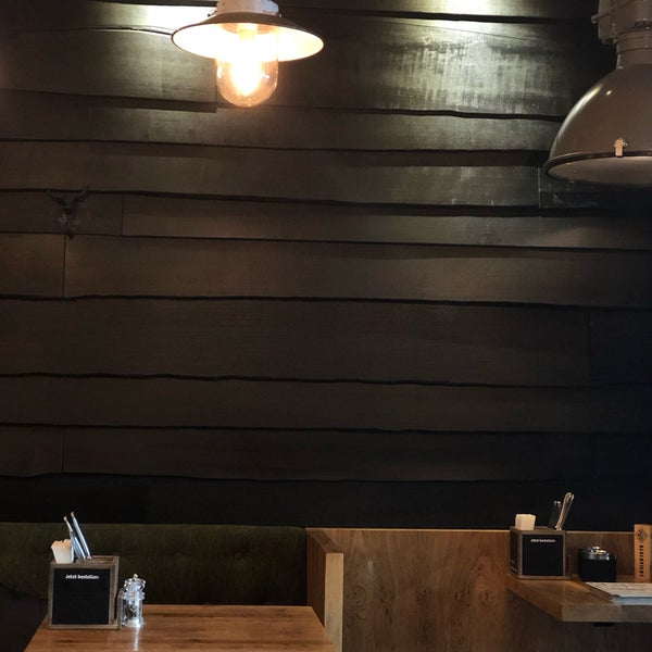 Foto tirada no(a) Upper Burger Grill por Abdulla S. em 6/8/2019