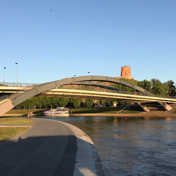 Foto diambil di Mindaugo tiltas | Mindaugas&#39; bridge oleh Emrah C. pada 6/2/2017
