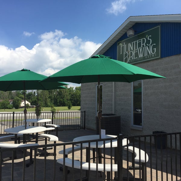 Photo taken at Hunter&#39;s Brewing by Hunter&#39;s Brewing on 8/22/2015