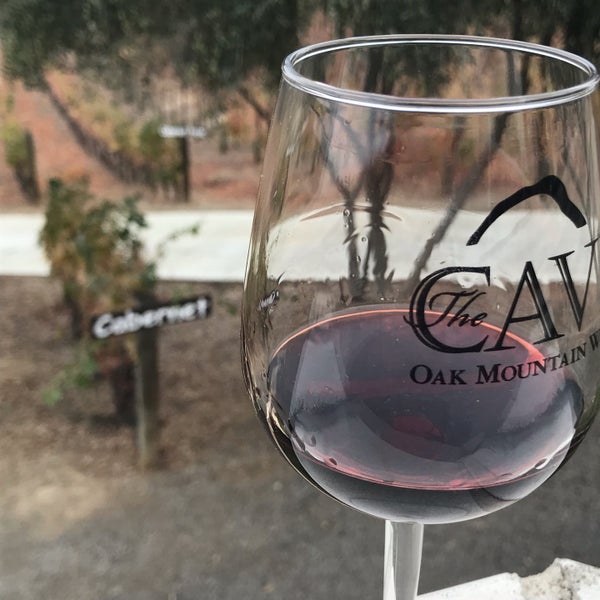 Foto scattata a Oak Mountain Winery da Rick M. il 11/30/2019