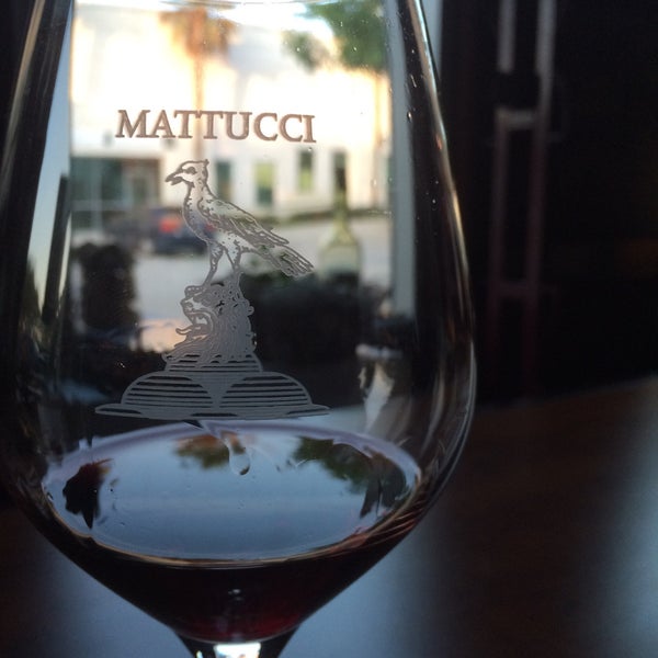 Foto tirada no(a) Mattucci Winery por Rick M. em 10/18/2015