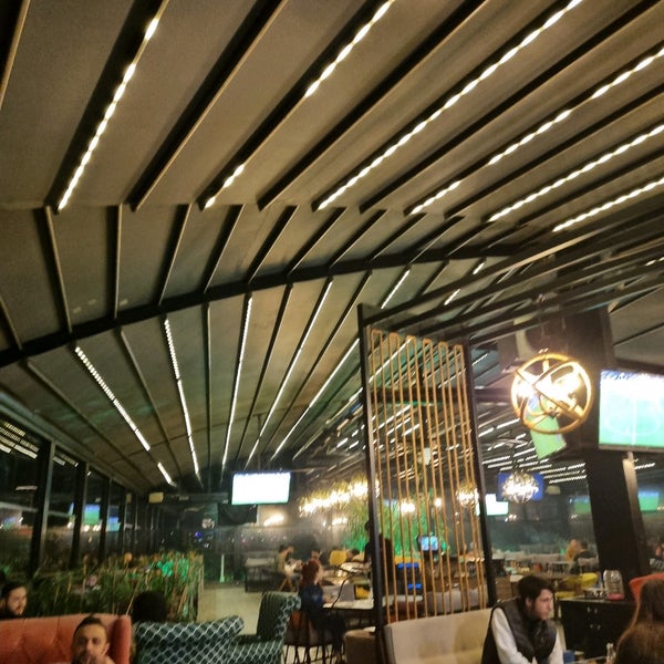 Foto diambil di Vatra Cafe &amp; Restaurant Nargile oleh Ümit K. pada 12/11/2021