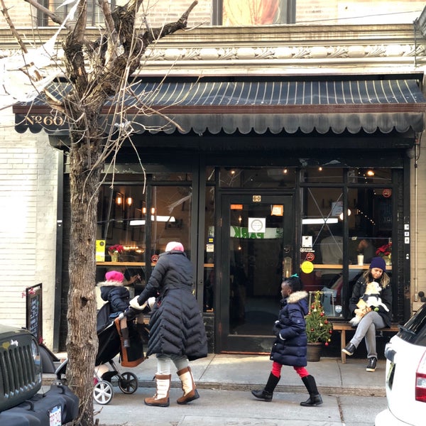 12/1/2018 tarihinde Laurenziyaretçi tarafından Lenox Coffee'de çekilen fotoğraf