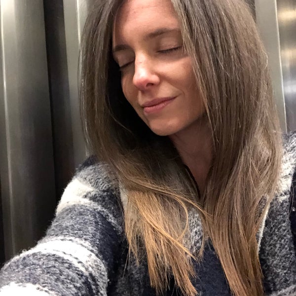 รูปภาพถ่ายที่ Magnifique Hair Salon โดย Lauren เมื่อ 1/4/2019