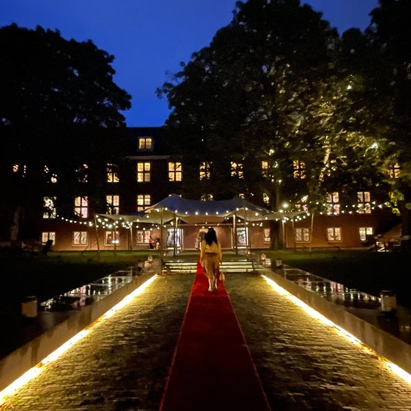 Foto tirada no(a) Hermitage Amsterdam por Yvette d. em 9/16/2022