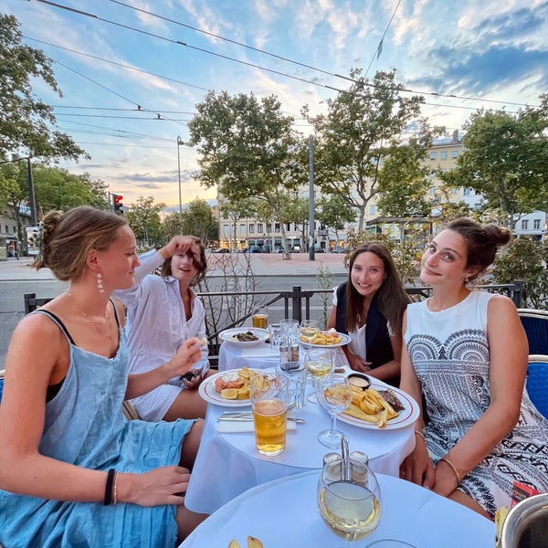 Bouillon CroixRousse Lyon, AuvergneRhôneAlpes