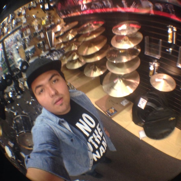 Sam Ash Music Stores San Antonio, TX'da fotoğraflar