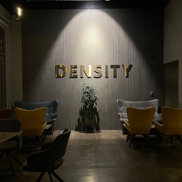 Photo taken at Density Coffee Roasters by Faisal📸 on 5/8/2024