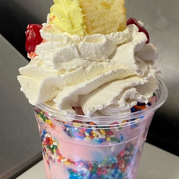 Sandy's ice cream, fresh ice cream,  premium soft serve, Dole Whip, frappes, delicious  Italian ice, Awesome flavors, Sandy's menu seafood  special, tasty fish and chips restaurant.