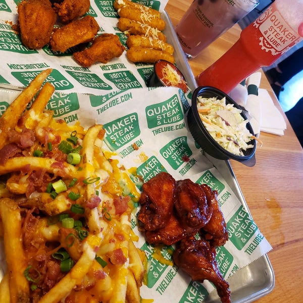 Quaker Steak & Lube Wings Joint in Valley View