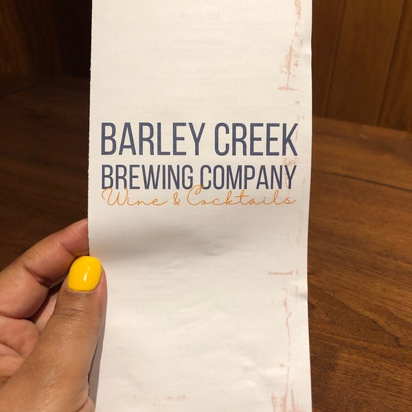 รูปภาพถ่ายที่ Barley Creek Brewing Company โดย Sulena R. เมื่อ 4/1/2021