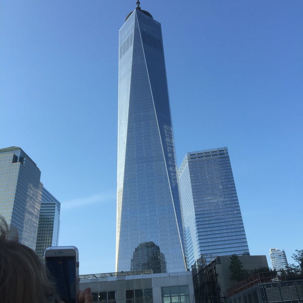 Gray Line Bus Tour Brooklyn Financial District New York, NY