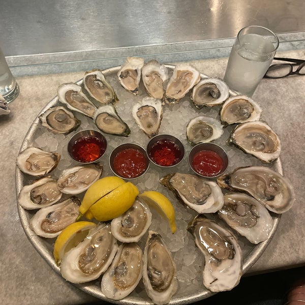 Photo taken at Oyster House by Sulena R. on 4/15/2022