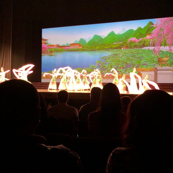 Foto tomada en Cobb Energy Performing Arts Centre  por Sahand S. el 4/6/2018