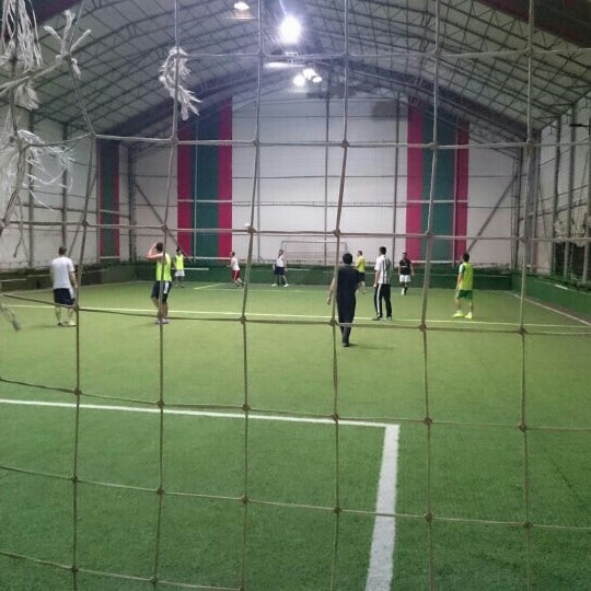 cayirova hali sahasi 194 ziyaretcidan 3 tavsiye