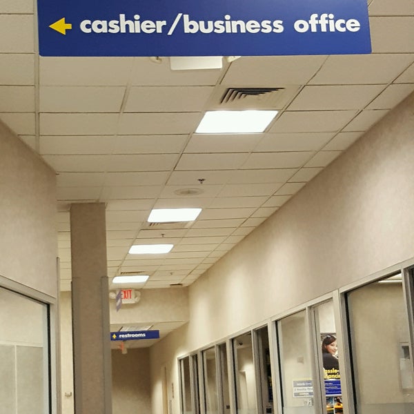 CarMax Car Dealership in Boynton Beach