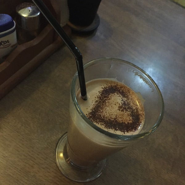 10/7/2015 tarihinde Женя Б.ziyaretçi tarafından Світ кави і чаю'de çekilen fotoğraf