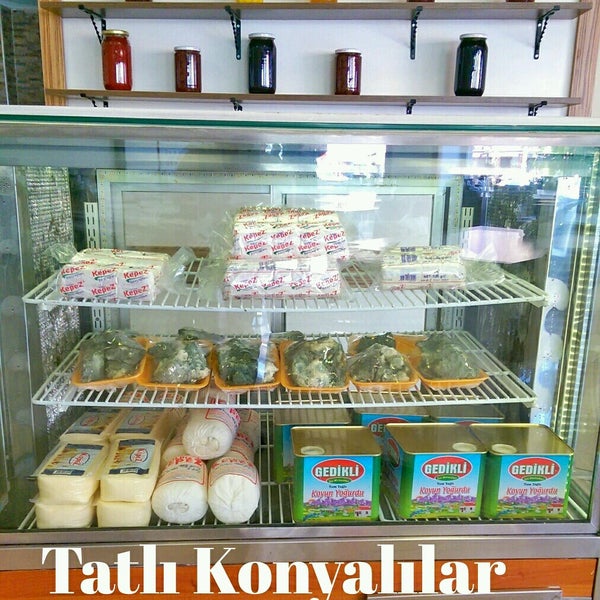 Foto tomada en Tatlı Konyalılar Etli Ekmek ve Fırın Kebap  por Tatlı Konyalılar Etliekmek T. el 8/21/2016