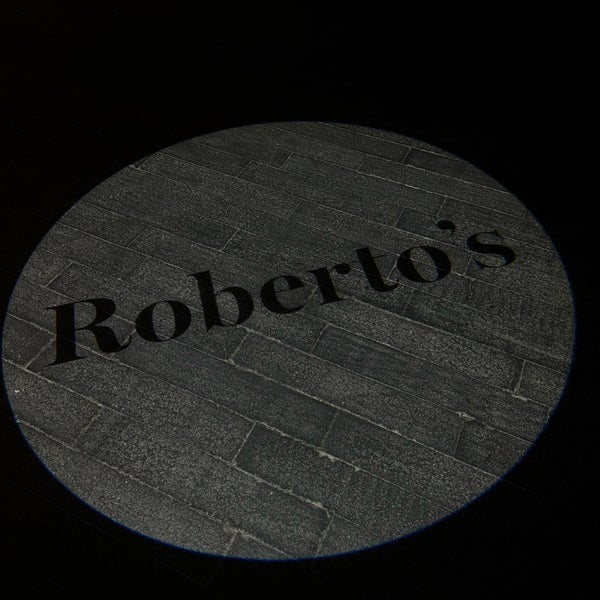 รูปภาพถ่ายที่ Roberto&#39;s โดย IB เมื่อ 2/29/2024