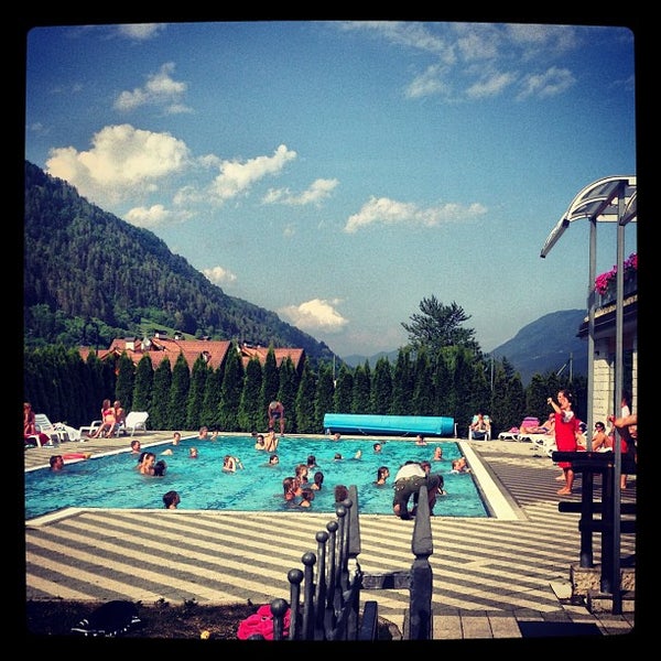 Снимок сделан в Dolomiti Camping Village &amp; Wellness Resort пользователем Dolomiti Camping Village &. 7/12/2013