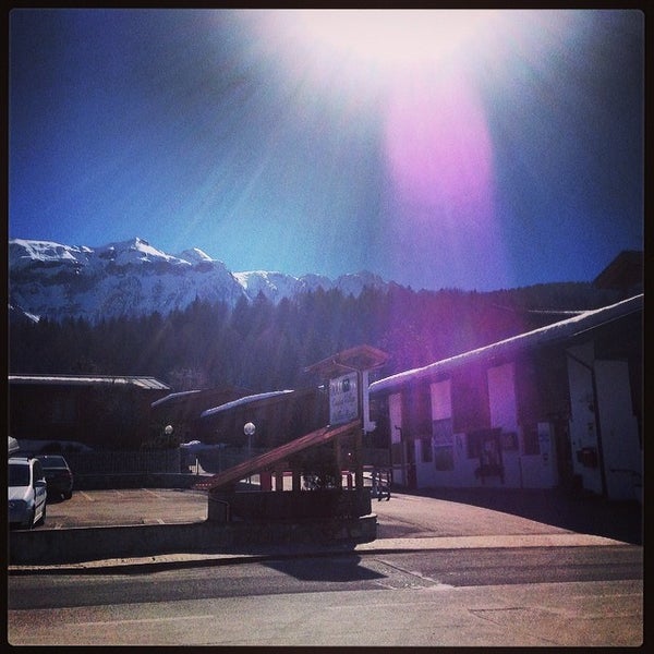 Снимок сделан в Dolomiti Camping Village &amp; Wellness Resort пользователем Dolomiti Camping Village &. 3/7/2014