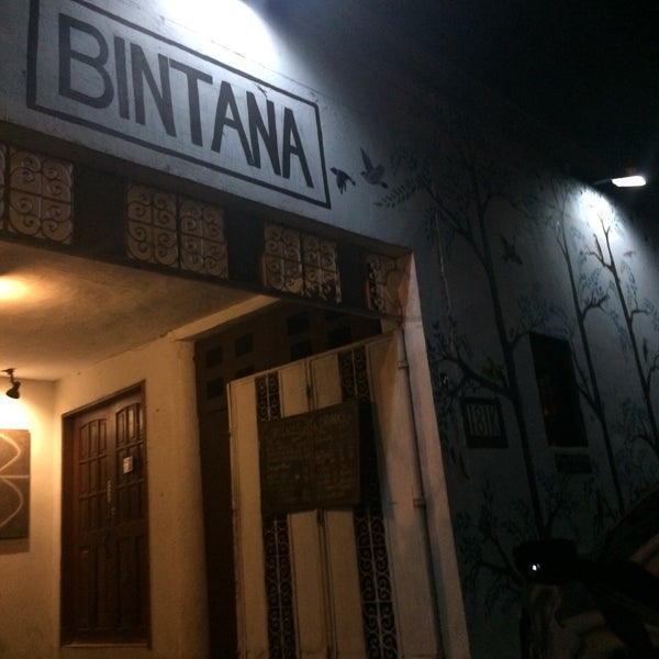 รูปภาพถ่ายที่ Bintana Coffee House โดย gen s. เมื่อ 11/18/2016
