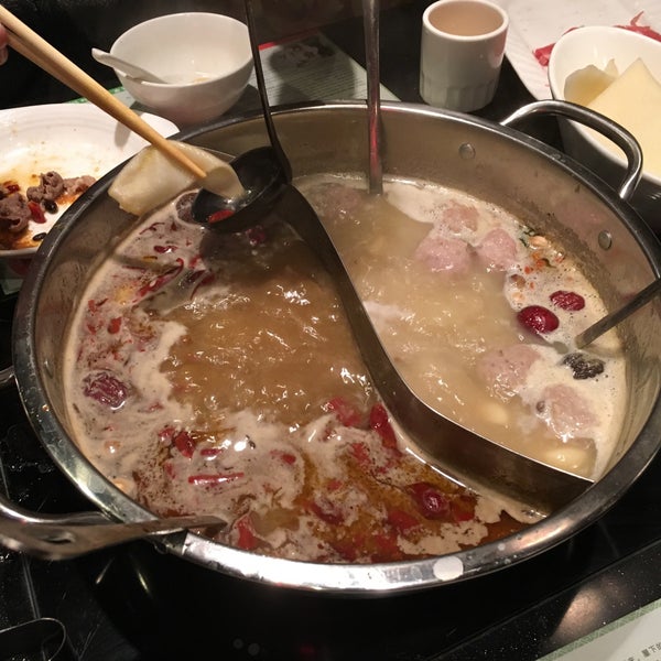 Photo taken at Happy Lamb Hot Pot, Cupertino 快乐小羊 by Linus T. on 1/14/2016