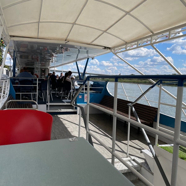 Причал 23. Причал в ростове на дону на набережной. Причал мойка 39 санкт-петербург. Порт медвежьегорск. Причал 23.