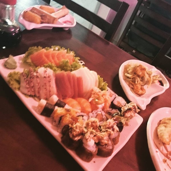 Снимок сделан в Mitsuaki - Restaurante Japonês пользователем Guilherme 8/21/2015