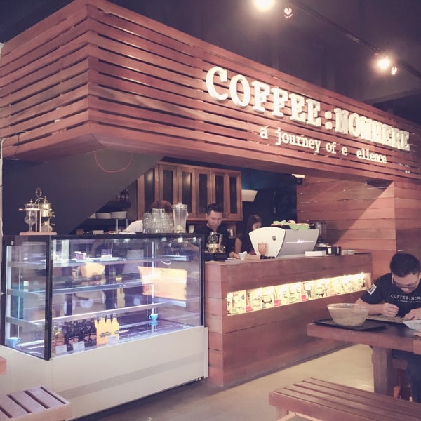 Photo taken at COFFEE:NOWHERE by P.W.Mak 麥. on 1/16/2015