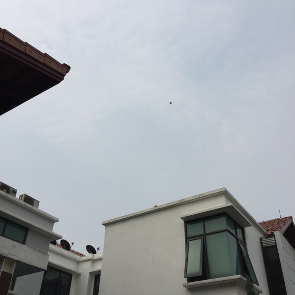Photos At Bayrocks Garden Waterfront Villas Neighborhood In Bandar Sunway