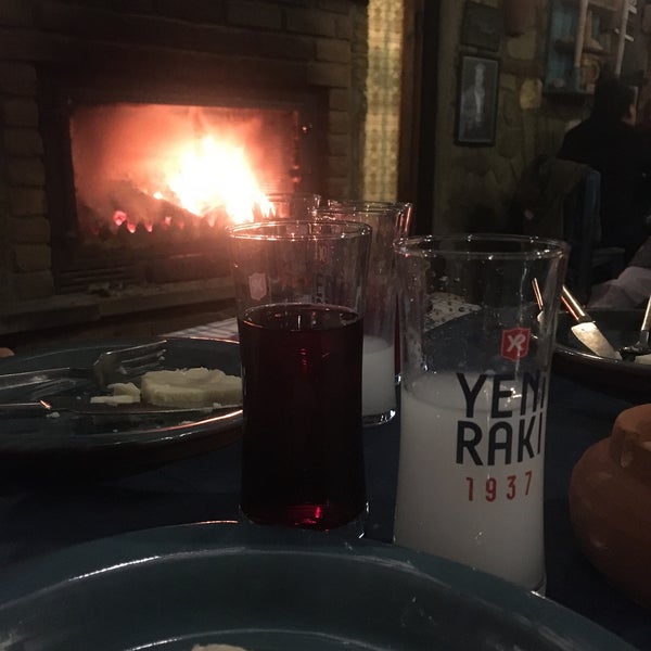 Das Foto wurde bei Kalami Balık Restaurant von Oğuz Ö. am 2/19/2022 aufgenommen