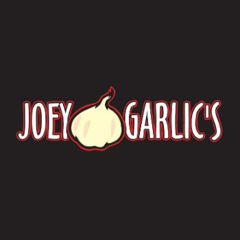 Foto tirada no(a) Joey Garlic&#39;s por Joey Garlic&#39;s em 9/8/2015