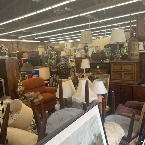 Mt. Sinai Hospital Resale Shop Lakeview Chicago, IL