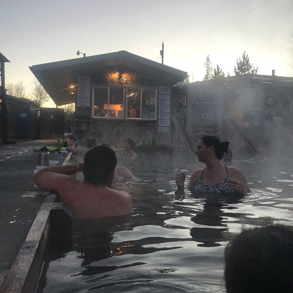 11/13/2018 tarihinde Jolyn K.ziyaretçi tarafından Norris Hot Springs'de çekilen fotoğraf