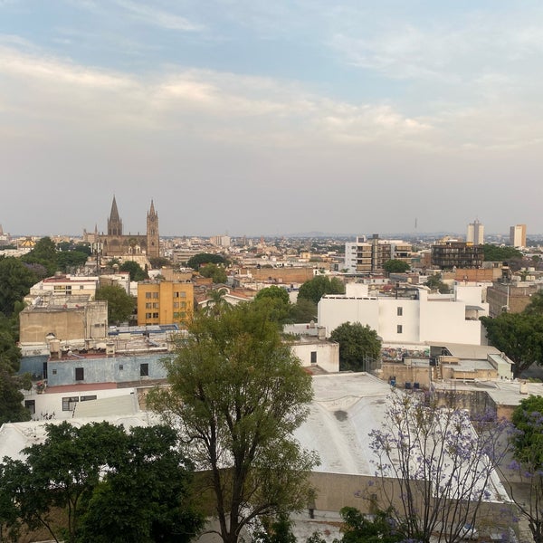 3/30/2023 tarihinde Jolyn K.ziyaretçi tarafından Guadalajara'de çekilen fotoğraf