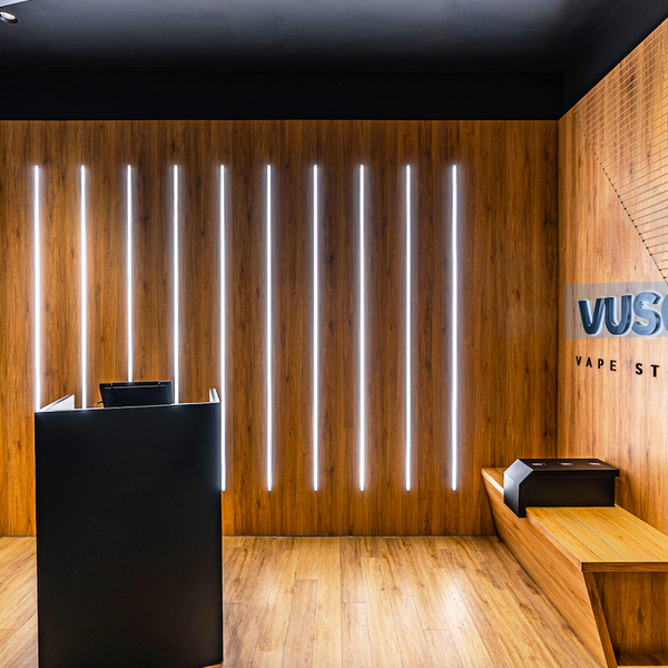 Vuse Store Vaughan Mills 1 Bass Pro Mills Dr, Vaughan Mills Unit 116