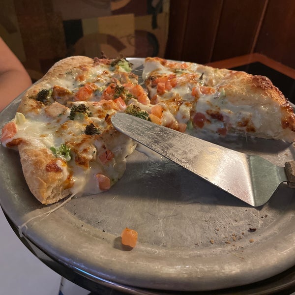 Pizza House Pizzeria in Central Ann Arbor