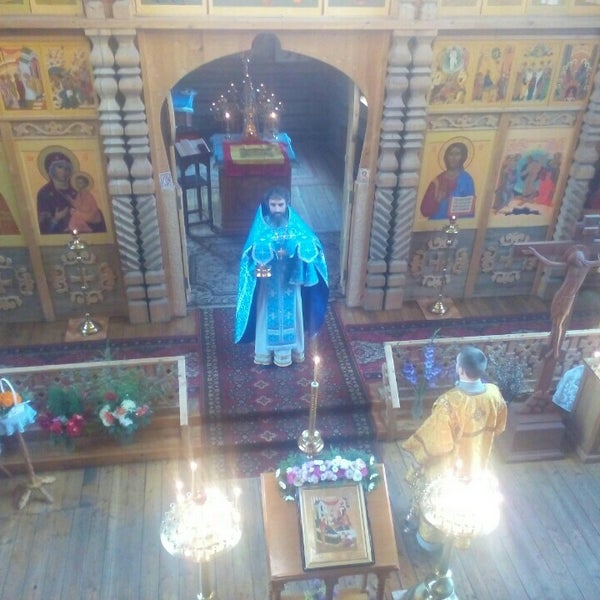 Храм Воскресения Христова в Орлецах Псков