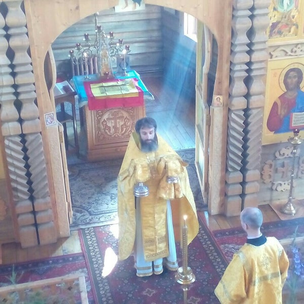 Храм Воскресения Христова в Орлецах Псков