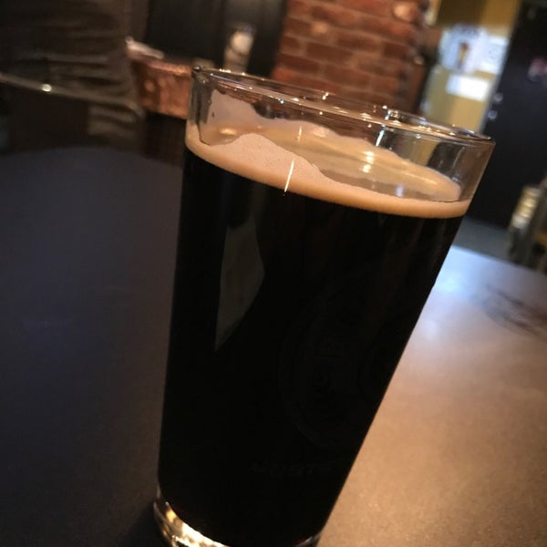 Photo taken at Craft Beer Bar by Phil M. on 3/27/2019