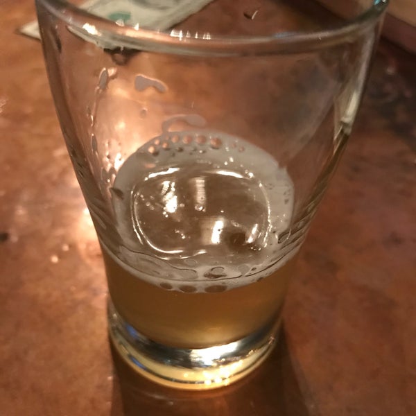 Photo taken at Craft Beer Bar by Phil M. on 8/24/2018