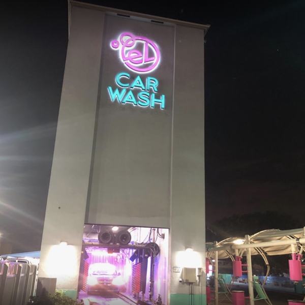 El Car Wash Hialeah'ta Araç Yıkama