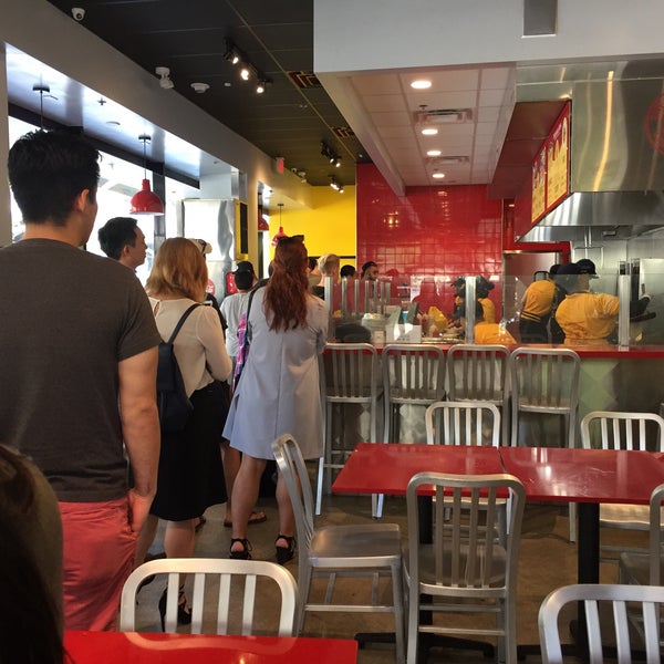 Photo taken at The Halal Guys by Anna Y. on 8/7/2016