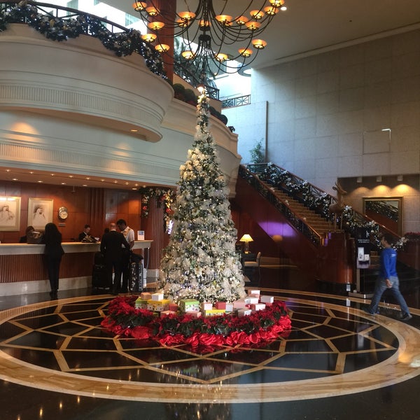 Foto diambil di JW Marriott Hotel Dubai oleh sager s. pada 12/17/2016
