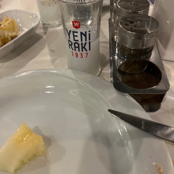 Das Foto wurde bei Maşagah Restaurant von Derya am 10/7/2023 aufgenommen