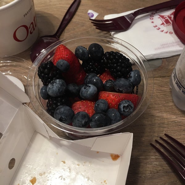 Photo taken at Pret A Manger by Nyphoon on 9/8/2018