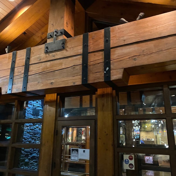 Claim Jumper (Now Closed) American Restaurant in Lynnwood